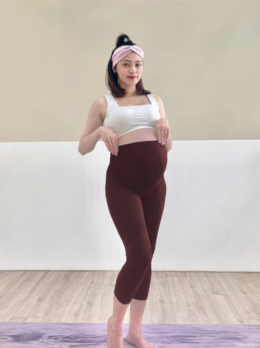FIR 美敷肌能®孕婦壓力褲-七分 低調暖棕美敷®循環更加倍 獨家孕婦專屬壓力褲 ★孕婦款醫美級壓力褲  ★獨家3倍高彈力技術  ★緊而不繃更靈活自如  ★美敷拉提幫腿敷面膜  有效提高血流速25%及血氧度3%! 讓你雙腿自帶美肌,美膚不費力!