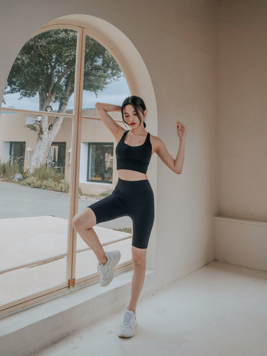 NU Concept 肌能衣研製所 FIR 美敷肌能壓力褲-五分-寂靜黑,壓力褲首選品牌!