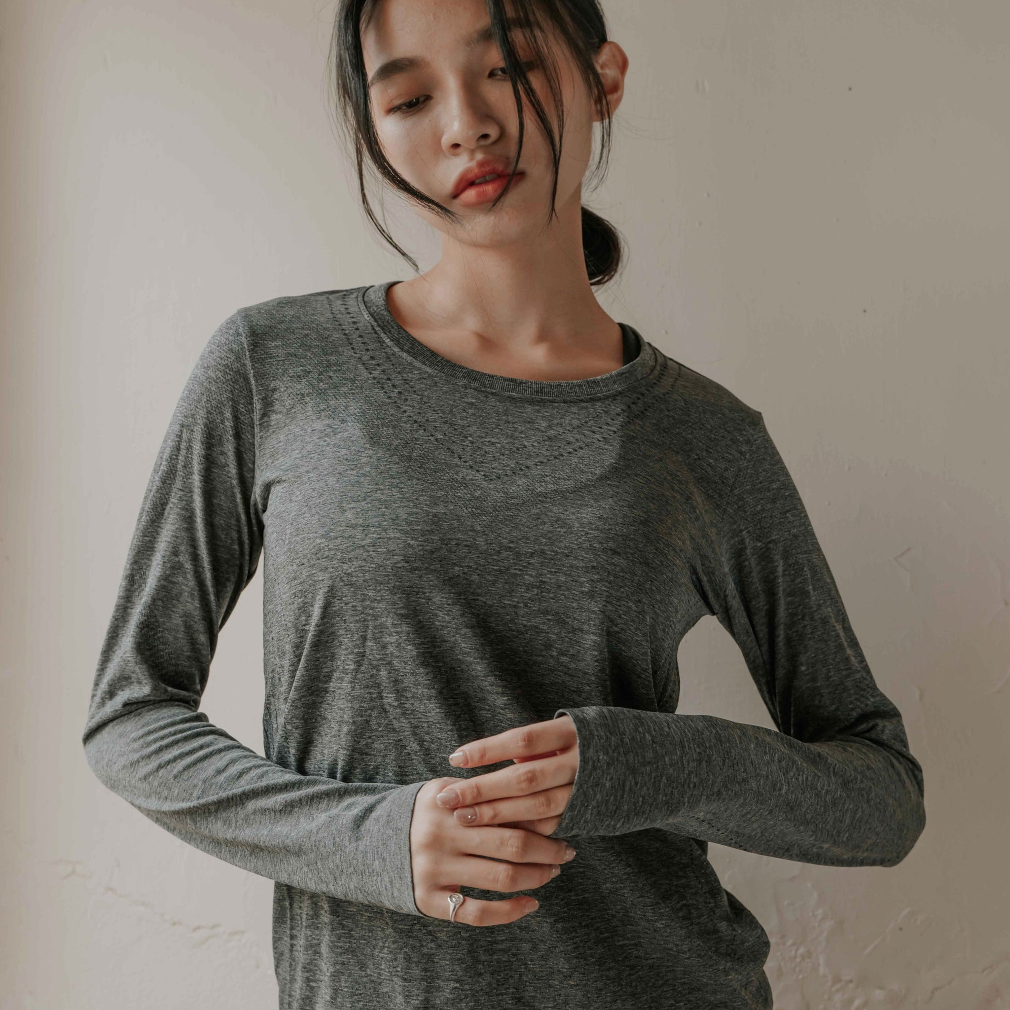 Comfy Fresh 清新女神長袖上衣-冷感灰
